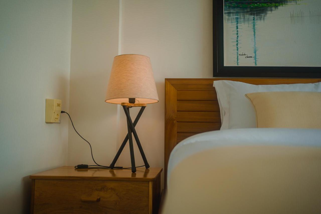 Montagne Boutique Hotel Kampot Buitenkant foto